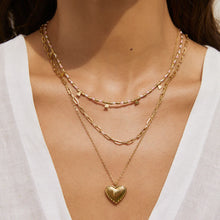 Natalia Gold Necklace | Peony